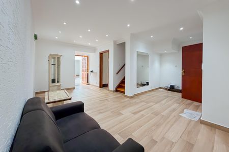 Sala de casa à venda com 4 quartos, 150m² em Jardim da Gloria, São Paulo