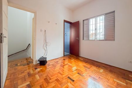 Casa à venda com 150m², 4 quartos e 2 vagasSuíte
