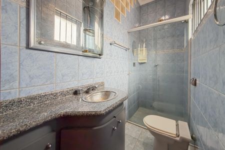 Casa à venda com 150m², 4 quartos e 2 vagasBanheiro da Suíte