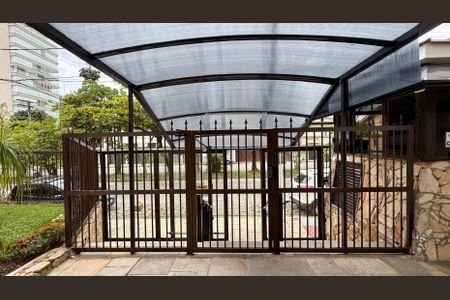 Apartamento para alugar com 76m², 1 quarto e sem vagaFachada