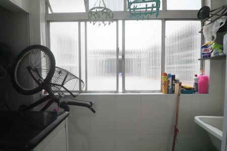 Apartamento para alugar com 76m², 1 quarto e sem vagaÁrea de Serviço