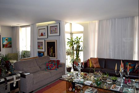 Sala de estar de apartamento à venda com 3 quartos, 160m² em Jardim Paulista, São Paulo