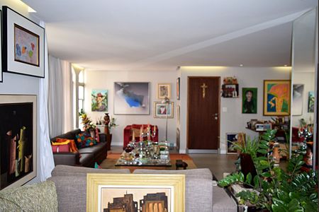 Sala de estar de apartamento à venda com 3 quartos, 160m² em Jardim Paulista, São Paulo