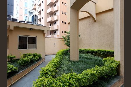 Apartamento para alugar com 160m², 3 quartos e 2 vagas Apartamento para alugar com 160m², 3 quartos e 2 vagasJardim frontal