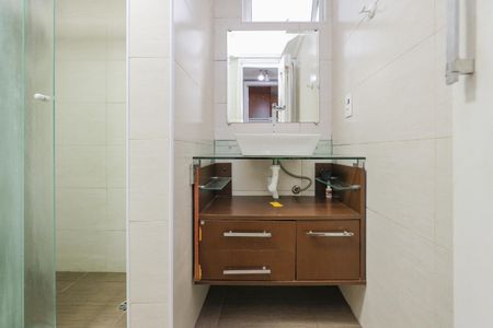 Apartamento para alugar com 67m², 2 quartos e 1 vaga Apartamento para alugar com 67m², 2 quartos e 1 vagaBanheiro