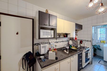 Apartamento à venda com 103m², 3 quartos e 2 vagasCozinha