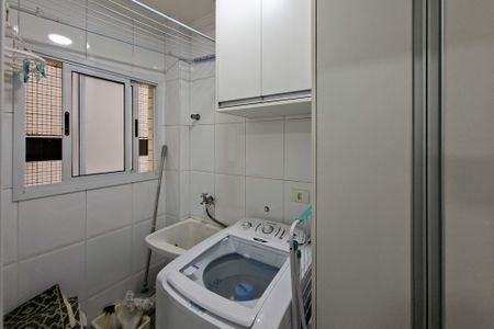 Apartamento para alugar com 81m², 2 quartos e 1 vagaÁrea de Serviço