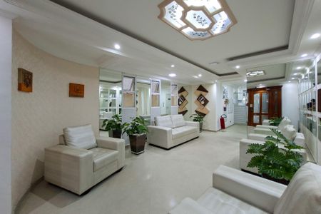 Apartamento para alugar com 81m², 2 quartos e 1 vagaHall de entrada