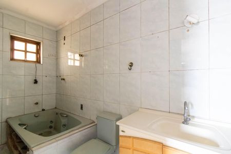 Casa à venda com 240m², 3 quartos e 5 vagas Casa à venda com 240m², 3 quartos e 5 vagasSuíte 2