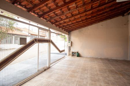 Casa para alugar com 111m², 2 quartos e 2 vagasGaragem