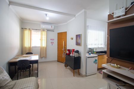 Casa para alugar com 111m², 2 quartos e 2 vagasSala 