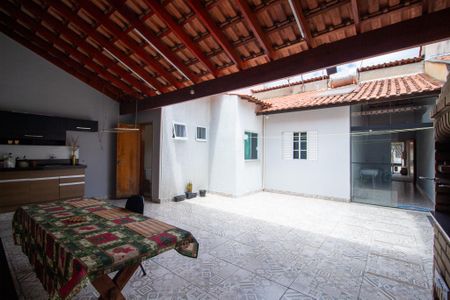 Casa para alugar com 111m², 2 quartos e 2 vagasÁrea gourmet