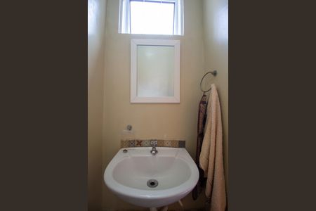 Casa para alugar com 111m², 2 quartos e 2 vagasBanheiro de serviço