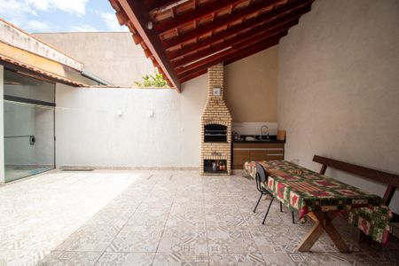 Casa para alugar com 111m², 2 quartos e 2 vagasÁrea gourmet