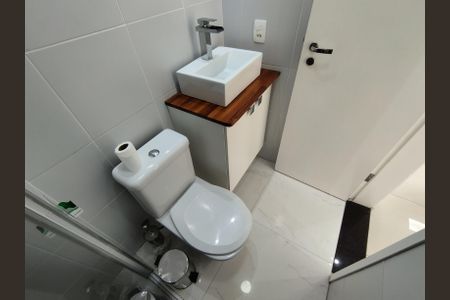Apartamento para alugar com 50m², 2 quartos e 2 vagasBanheiro - torneira