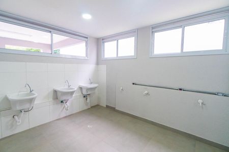 Apartamento para alugar com 36m², 2 quartos e 1 vagaÁrea comum - Lavanderia