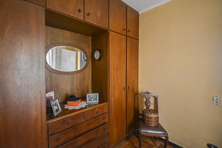 Casa à venda com 206m², 3 quartos e 2 vagas Casa à venda com 206m², 3 quartos e 2 vagasQuarto 2