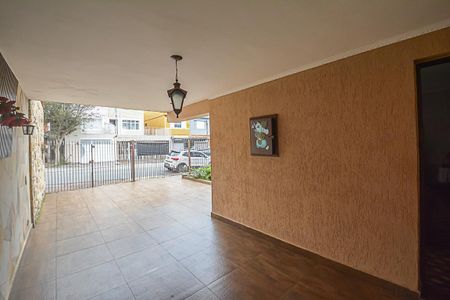 Casa à venda com 206m², 3 quartos e 2 vagas Casa à venda com 206m², 3 quartos e 2 vagasGaragem