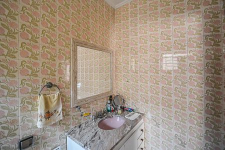 Casa à venda com 206m², 3 quartos e 2 vagas Casa à venda com 206m², 3 quartos e 2 vagasBanheiro da Suíte