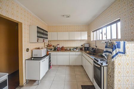 Casa à venda com 206m², 3 quartos e 2 vagas Casa à venda com 206m², 3 quartos e 2 vagasCozinha