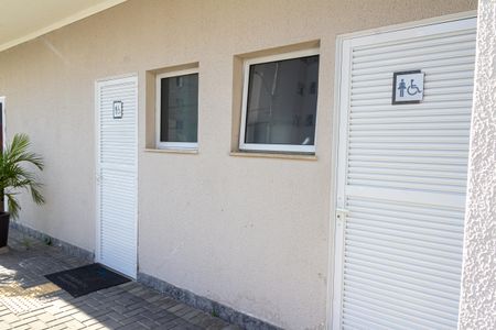 Apartamento para alugar com 40m², 2 quartos e sem vaga Apartamento para alugar com 40m², 2 quartos e sem vagaBanheiro Social Adaptado