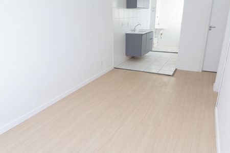 Sala de apartamento para alugar com 2 quartos, 40m² em Campo Grande, Rio de Janeiro