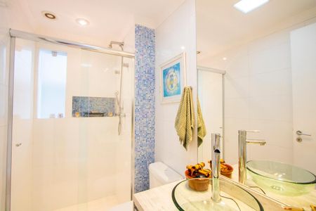 Apartamento à venda com 89m², 3 quartos e 2 vagasBanheiro social