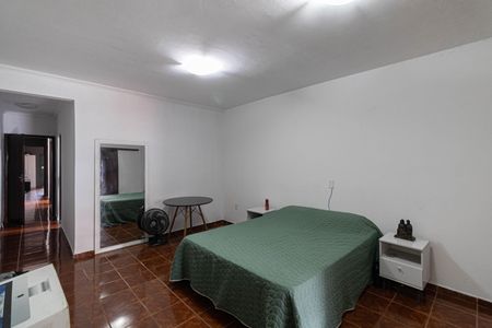 Casa para alugar com 250m², 3 quartos e 5 vagas Casa para alugar com 250m², 3 quartos e 5 vagasSuíte