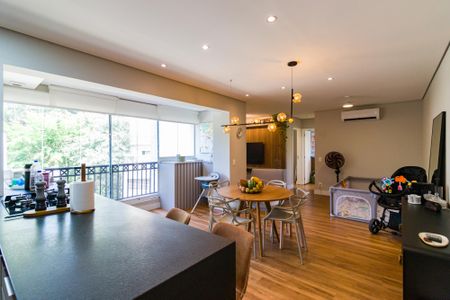 Apartamento à venda com 2 quartos, 77m² em Vila Suzana, São Paulo