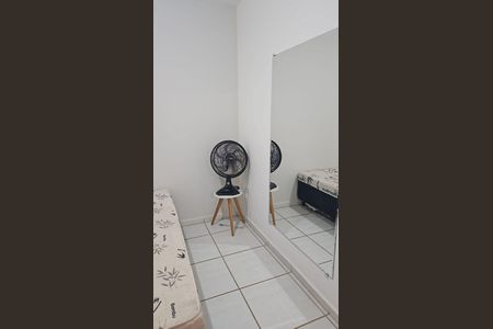 Quarto de apartamento para alugar com 2 quartos, 50m² em Shopping Park, Uberlândia