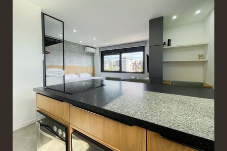 Studio  de kitnet/studio para alugar com 1 quarto, 29m² em Mont’Serrat, Porto Alegre