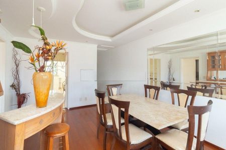 Apartamento para alugar com 104m², 2 quartos e 1 vagaSala 