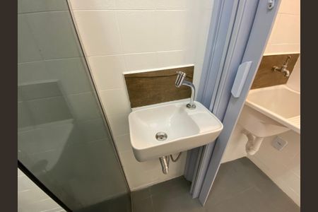 Apartamento para alugar com 58m², 1 quarto e sem vaga Apartamento para alugar com 58m², 1 quarto e sem vagaBanheiro