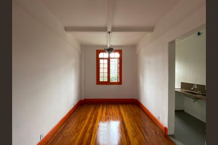 Apartamento para alugar com 58m², 1 quarto e sem vaga Apartamento para alugar com 58m², 1 quarto e sem vagaSala