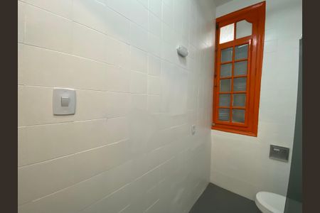 Apartamento para alugar com 58m², 1 quarto e sem vaga Apartamento para alugar com 58m², 1 quarto e sem vagaBanheiro