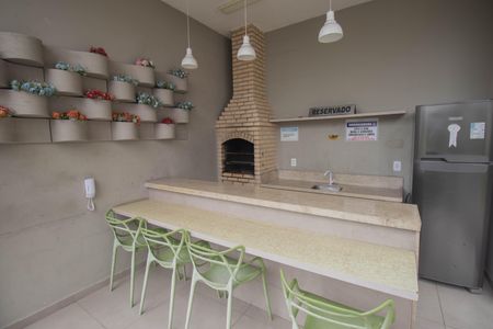 Apartamento para alugar com 45m², 2 quartos e sem vagaÁrea comum - Churrasqueira