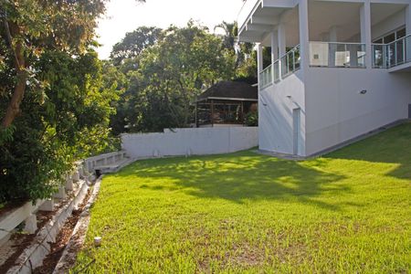 Casa de condomínio para alugar com 466m², 5 quartos e 6 vagasÁrea Externa