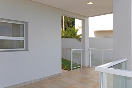 Casa de condomínio para alugar com 466m², 5 quartos e 6 vagasVaranda da Sala 2