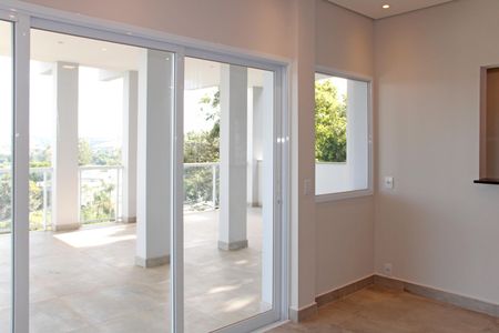 Casa de condomínio para alugar com 466m², 5 quartos e 6 vagasVaranda da Sala 2