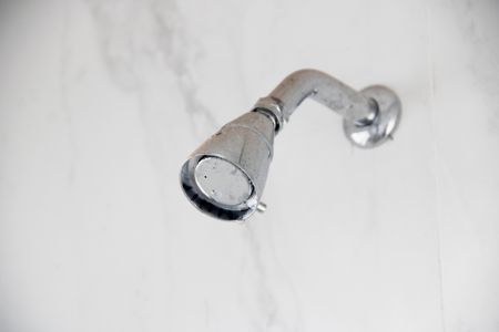 Casa de condomínio para alugar com 466m², 5 quartos e 6 vagasBanheiro da Semi-Suíte 