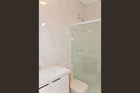 Casa de condomínio para alugar com 466m², 5 quartos e 6 vagasBanheiro 2