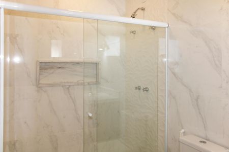 Casa de condomínio para alugar com 466m², 5 quartos e 6 vagasBanheiro da Suíte 2