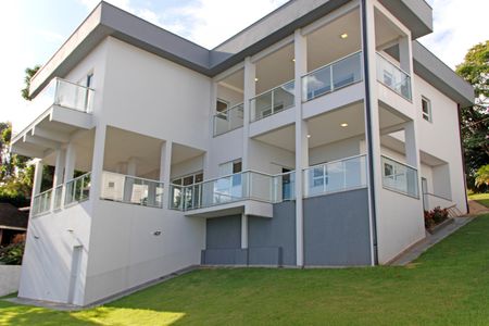 Casa de condomínio para alugar com 466m², 5 quartos e 6 vagasÁrea Externa