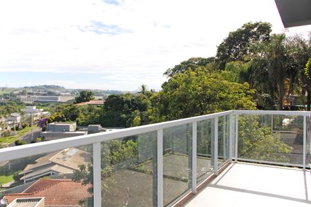 Casa de condomínio para alugar com 466m², 5 quartos e 6 vagasVaranda da Suíte 2