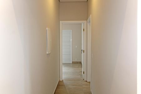 Casa de condomínio para alugar com 466m², 5 quartos e 6 vagasCorredor