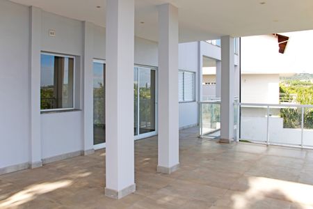 Casa de condomínio para alugar com 466m², 5 quartos e 6 vagasVaranda da Sala 2