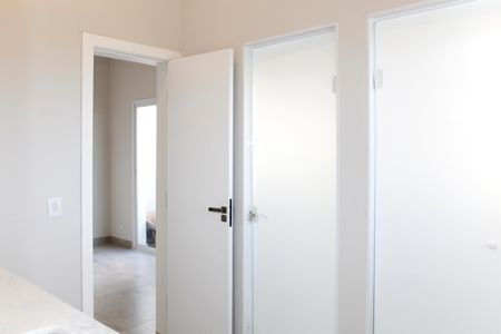 Casa de condomínio para alugar com 466m², 5 quartos e 6 vagasBanheiro da Semi-Suíte 