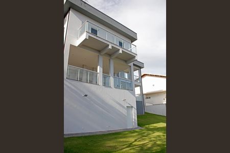 Casa de condomínio para alugar com 466m², 5 quartos e 6 vagasÁrea Externa