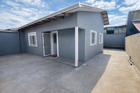 Fachada de casa para alugar com 2 quartos, 50m² em Mathias Velho, Canoas