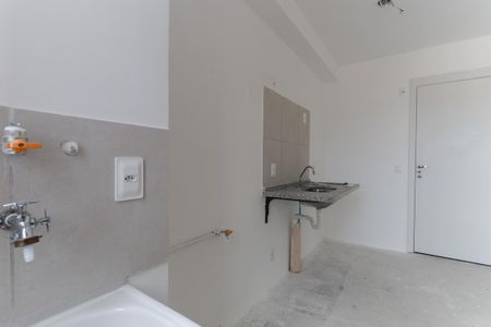 Apartamento para alugar com 45m², 2 quartos e 1 vaga Apartamento para alugar com 45m², 2 quartos e 1 vagaCozinha e área de serviço
